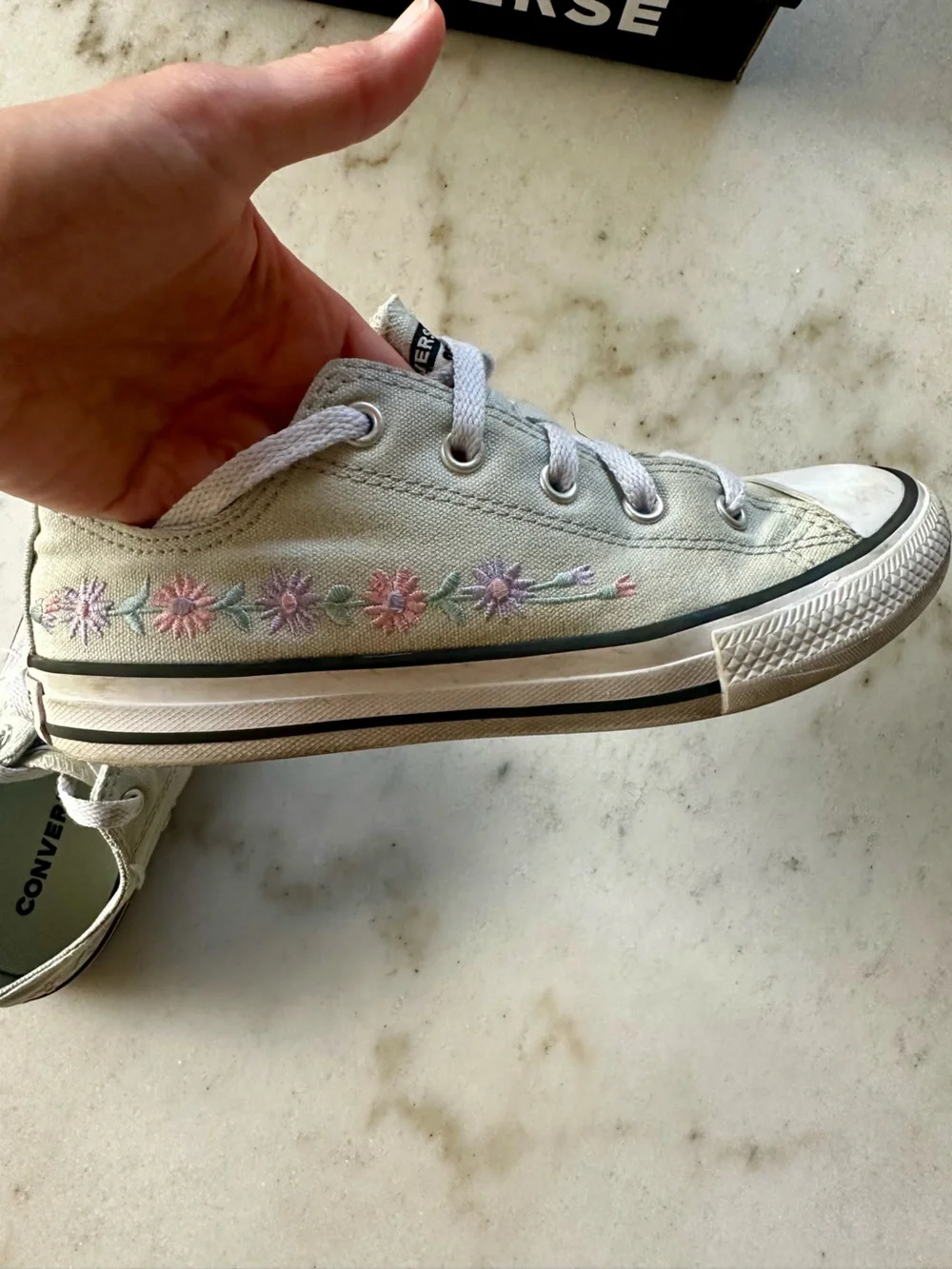 Converse Kids Chuck Taylor Mint Green with Flowers | Converse low tops flowers